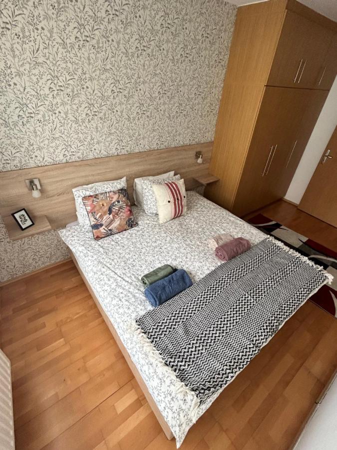 Danube Dwelling Akacfa 26 - Private Indoor Garage Lägenhet Budapest Exteriör bild