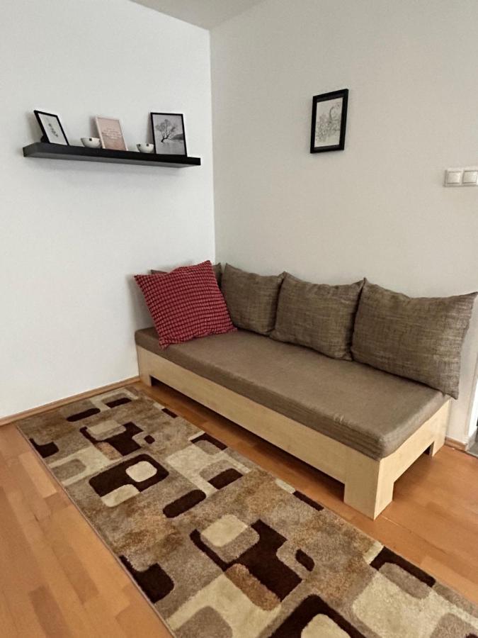 Danube Dwelling Akacfa 26 - Private Indoor Garage Lägenhet Budapest Exteriör bild